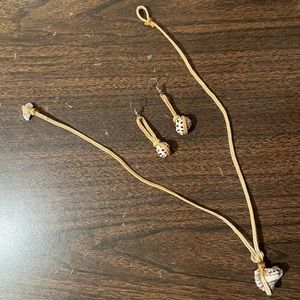 Hawaiian shell necklace and earring set